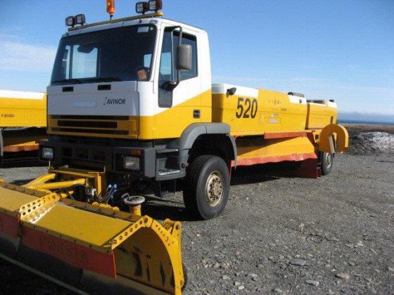 Airport Sweeper and snow cleaner